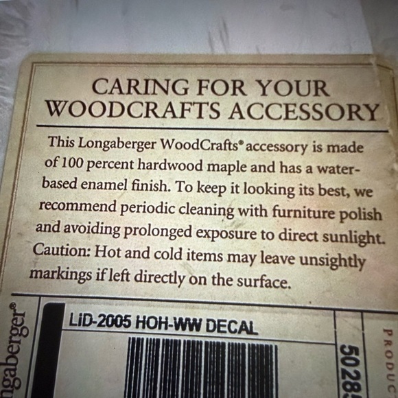 2003 Longaberger Red and Green Hand-Woven Basket w Liner & Bell Ornament - Picture 9 of 9